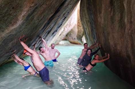 Review img # 17 of the yacht AEOLUS 77