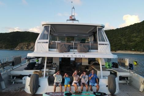 Review img # 32 of the yacht C’EST LA VIE