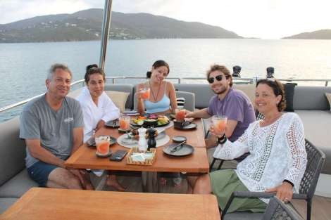 Review img # 14 of the yacht C’EST LA VIE