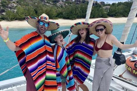 Review img # 54 of the yacht FOXY LADY