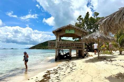 Review img # 6 of the yacht Groovy