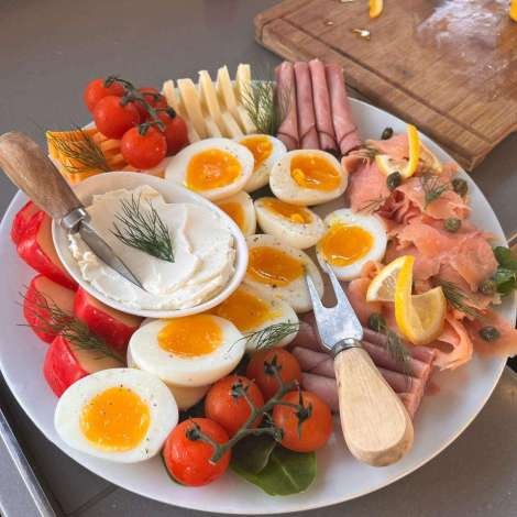 Food onboard GYRFALCON # 2