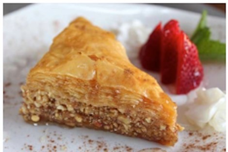 Review img # 24 of the yacht ILLUSION