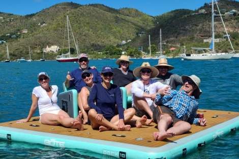 Review img # 113 of the yacht LIQUID ZEN