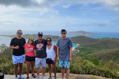 Review img # 75 of the yacht LIQUID ZEN