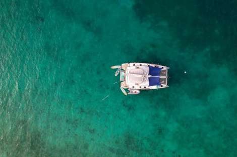 Review img # 63 of the yacht LIQUID ZEN