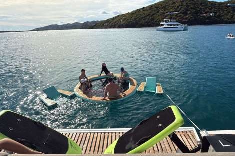 Review img # 3 of the yacht PALOMA