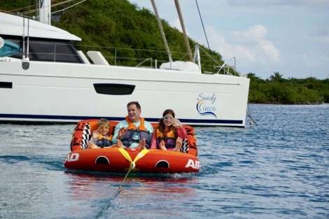 Review img # 44 of the yacht SANDY CINCO