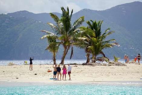 Review img # 24 of the yacht SANDY CINCO
