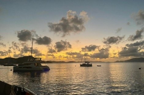 Review img # 6 of the yacht Southern Queen