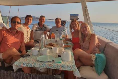 Review img # 13 of the yacht SUNNYACHT