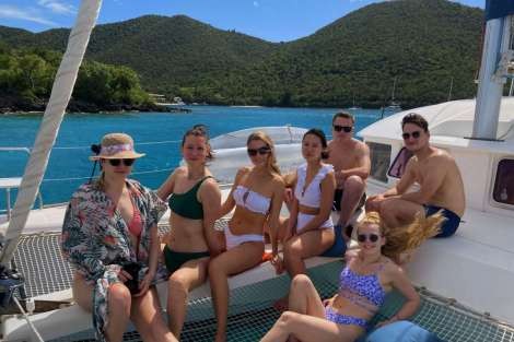 Review img # 24 of the yacht TIMAIAO 2