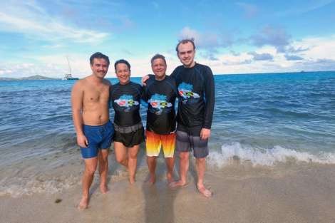 Review img # 2 of the yacht TIMAIAO 2